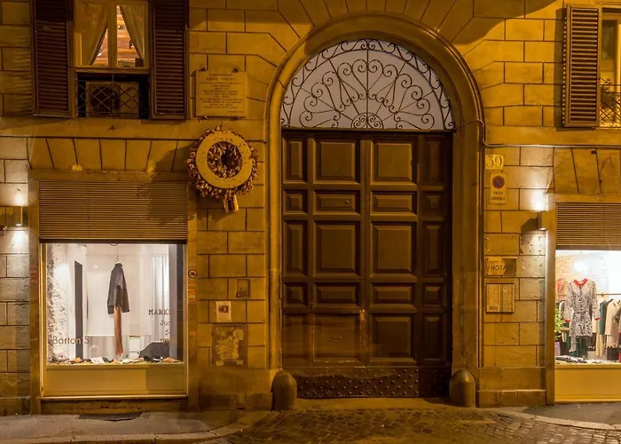 Navona White * Roma